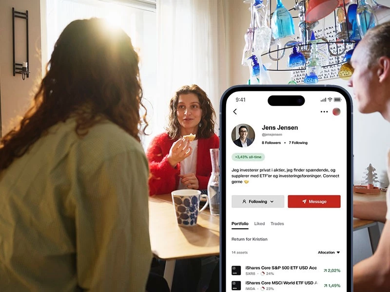 et fællesskab som snakker om investering rundt om et bord